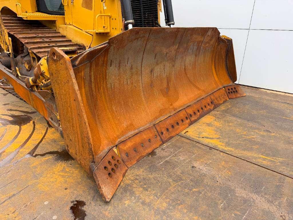 Caterpillar D8T LGP - German Machine / Ripper Valve Photo 19