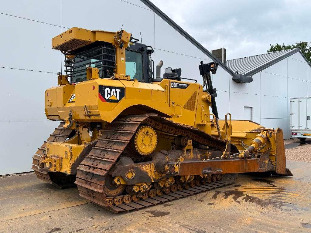 Caterpillar D8T LGP - German Machine / Ripper Valve Photo 5