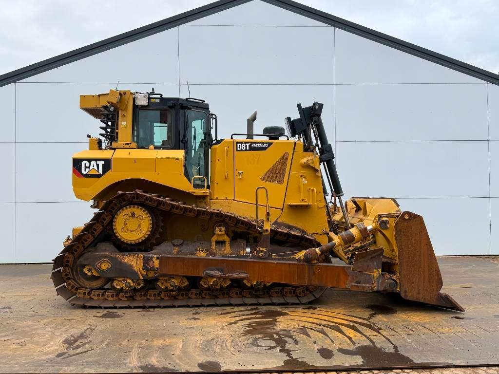 Caterpillar D8T LGP - German Machine / Ripper Valve Photo 6