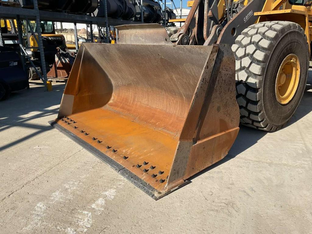 Volvo L150F Photo 4