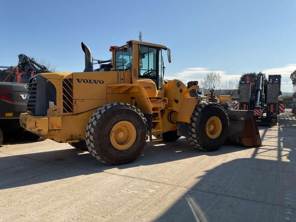 Volvo L150F Photo 7