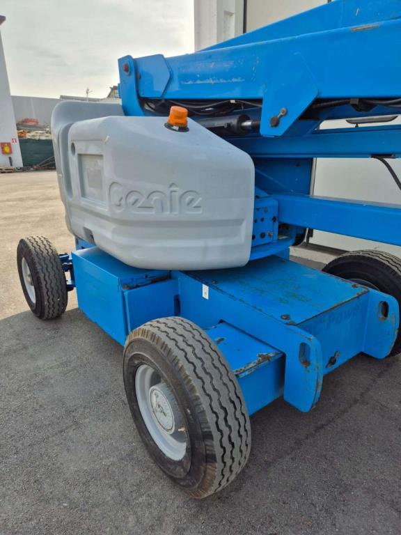 Genie Z45/25 J DC Photo 5