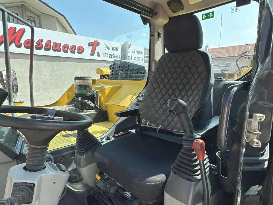 Komatsu PW118MR-11 Photo 18
