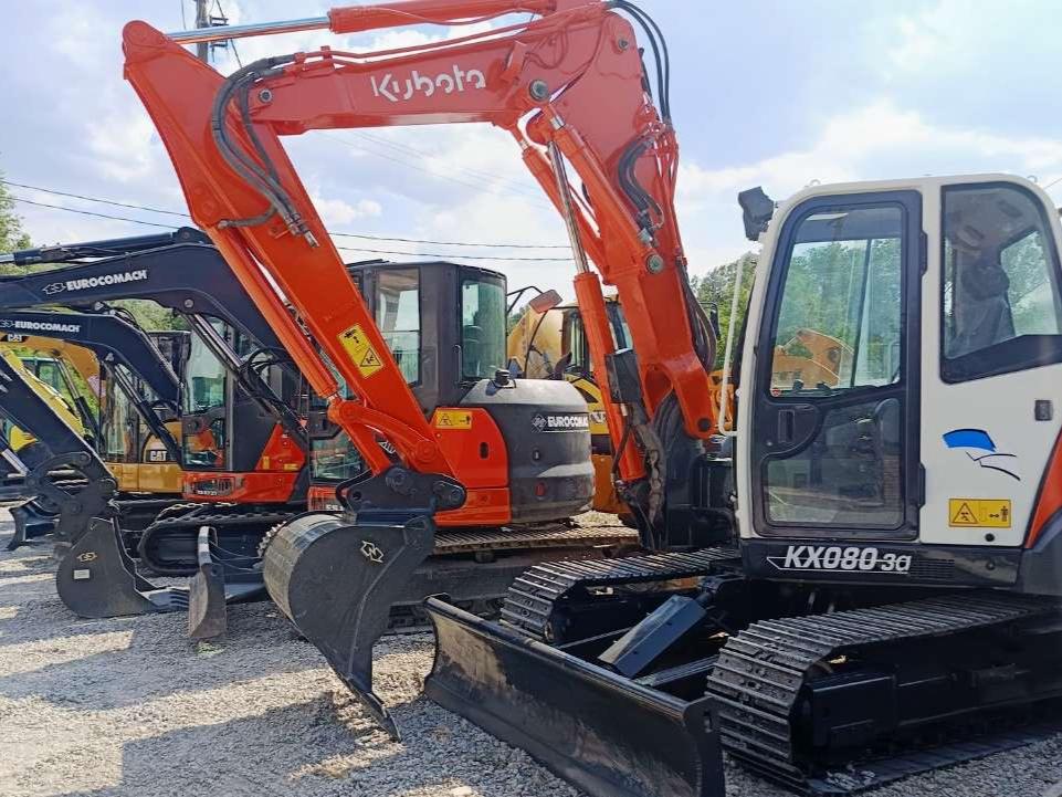 Kubota KX080-3a Photo 1