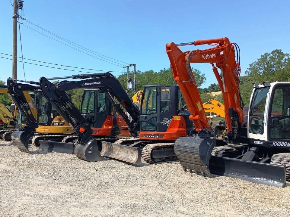Kubota KX080-3a Photo 3