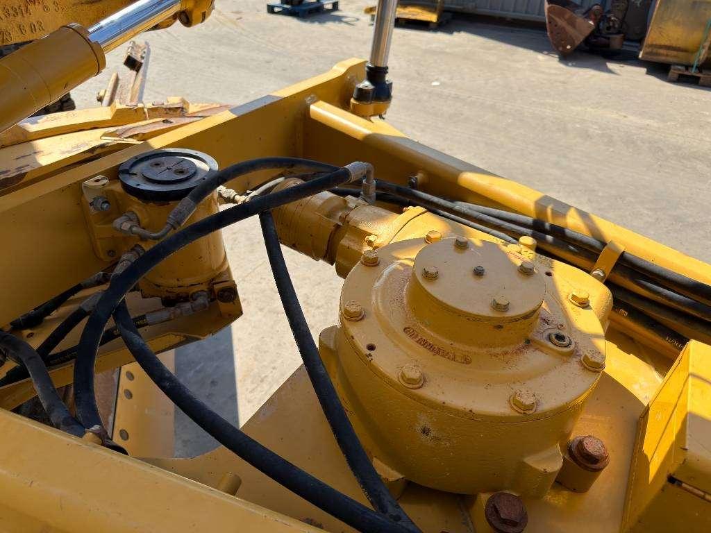 Caterpillar 140M2 Photo 18