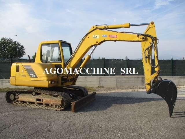 Komatsu PC75R-2 Photo 6