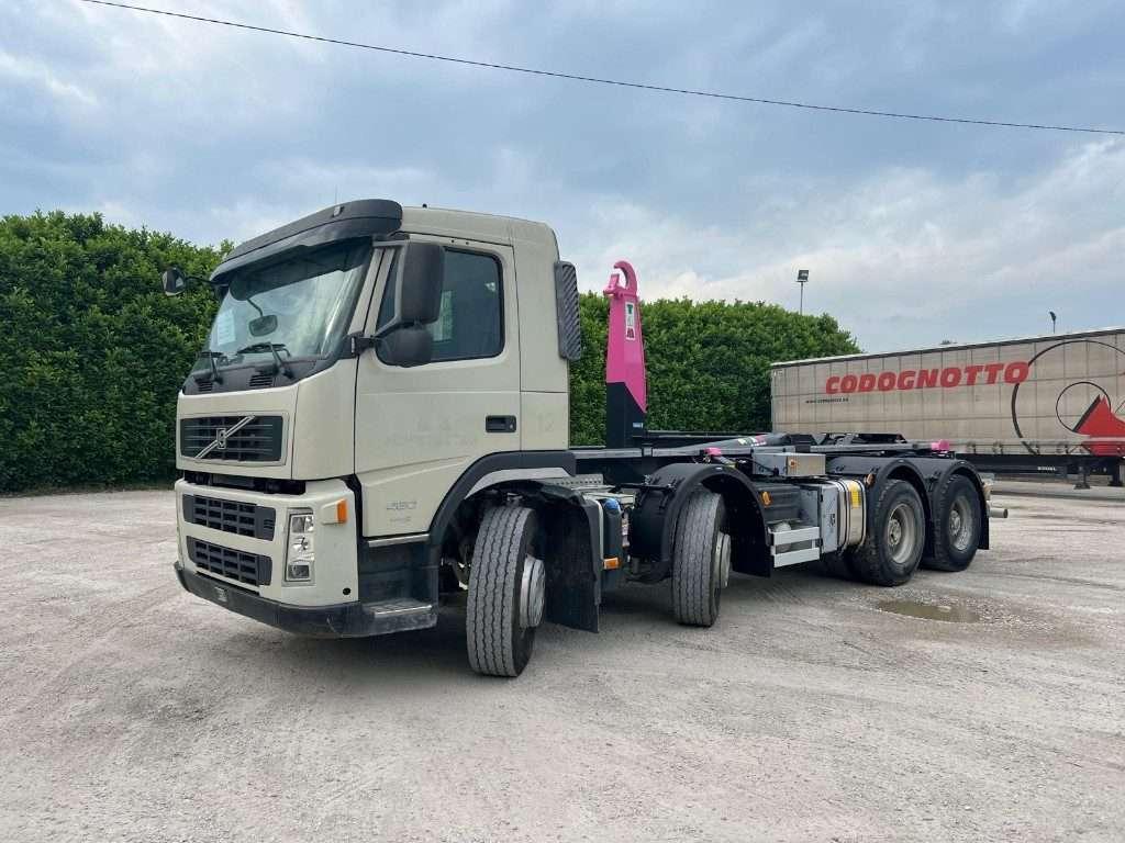 Volvo FM480 SCARRABILE 8X4 Photo 1