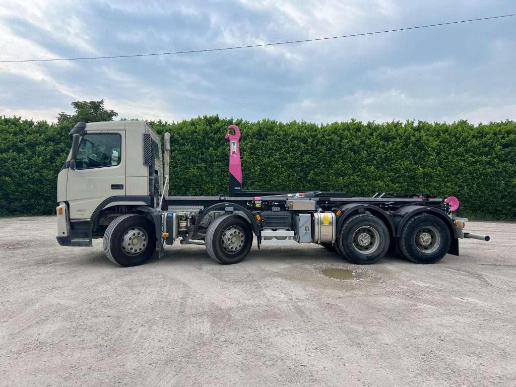Volvo FM480 SCARRABILE 8X4 Photo 2