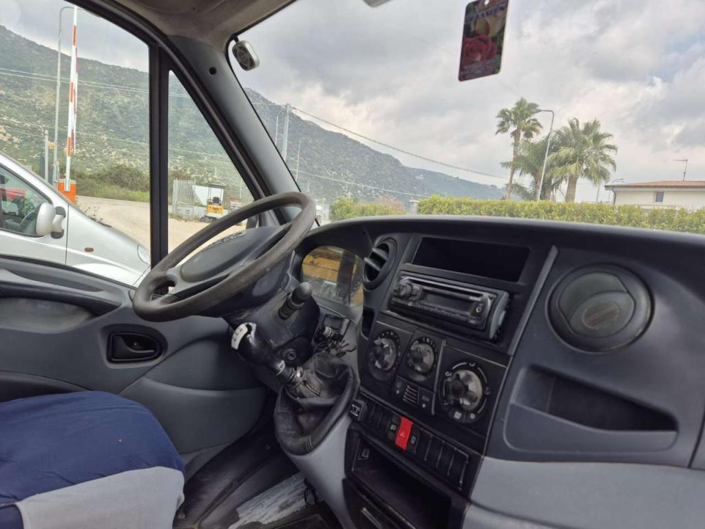 Iveco 35C10 Photo 3