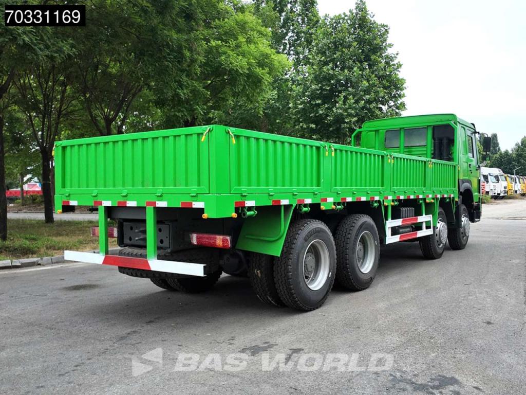 Sinotruk HOWO 371 8X4 Photo 5