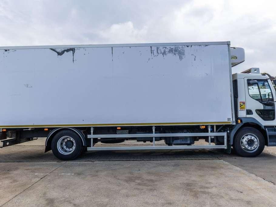 Volvo FLH 290+ CARRIER Photo 8