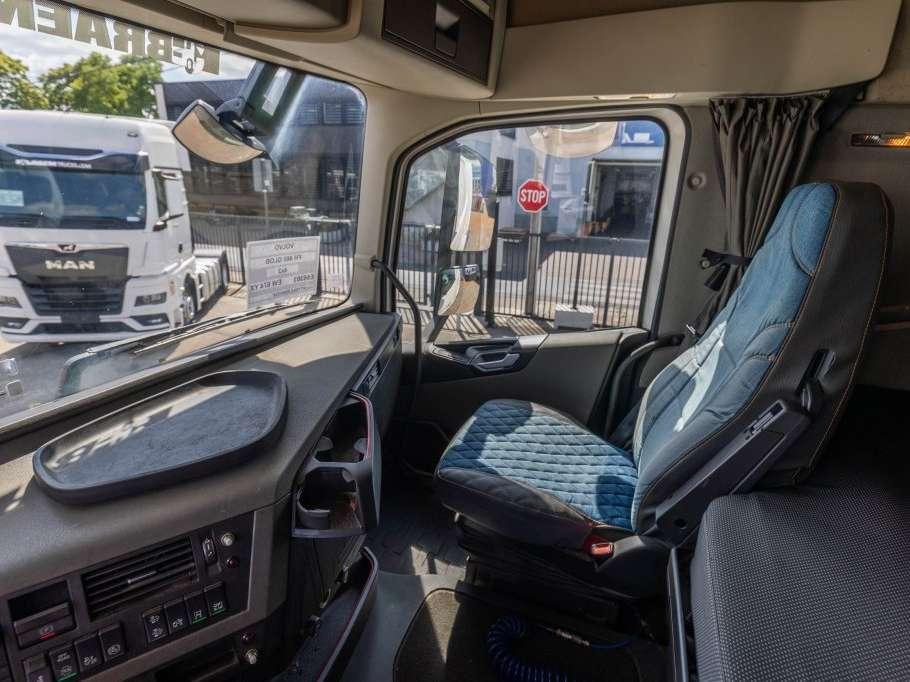Volvo FH4 460 GLOB Photo 11