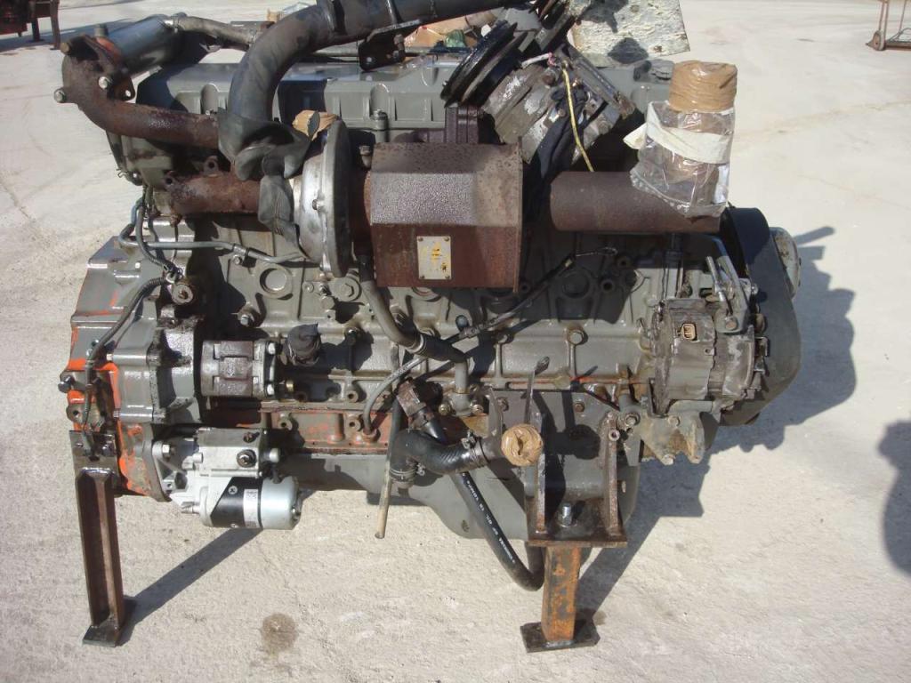 Moteur à combustion pour Isuzu AH-6HK1XYSA-01 Photo 1