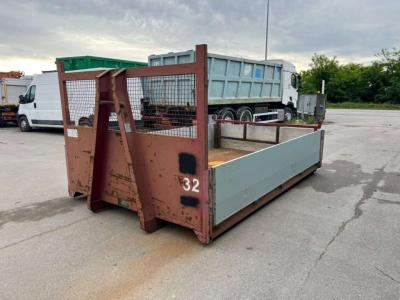 CONTAINER SCARRABILE A PIANALE CON SPONDE en vente par Aurora Srl
