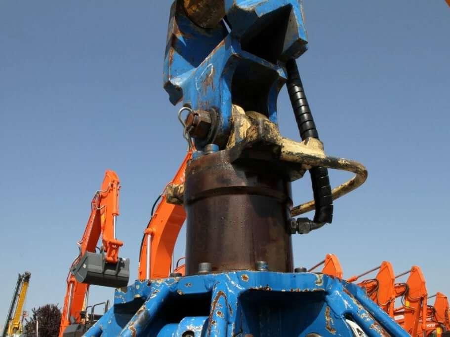 Liebherr R906 LC-Litronic Photo 17