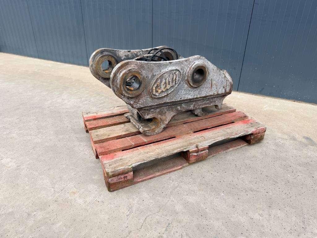 Miller Geith Komatsu PC210 / PC228 / PC240 Photo 1