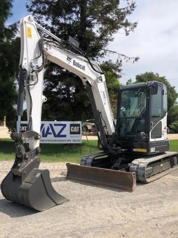 Bobcat E62 Photo 4