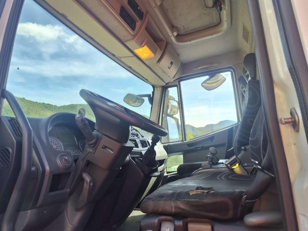 Iveco EUROCARGO 150E22P Photo 9