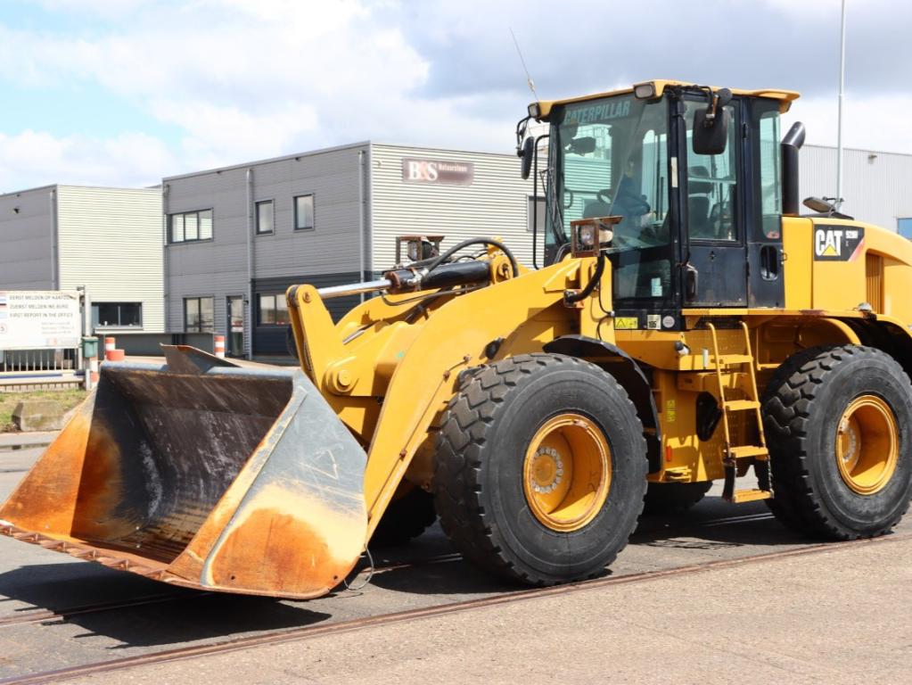 Caterpillar 928H Photo 2