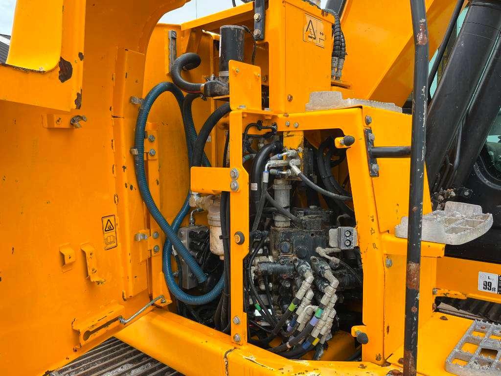 JCB JZ141LC - Automatic Greasing / Quick Coupler Photo 26