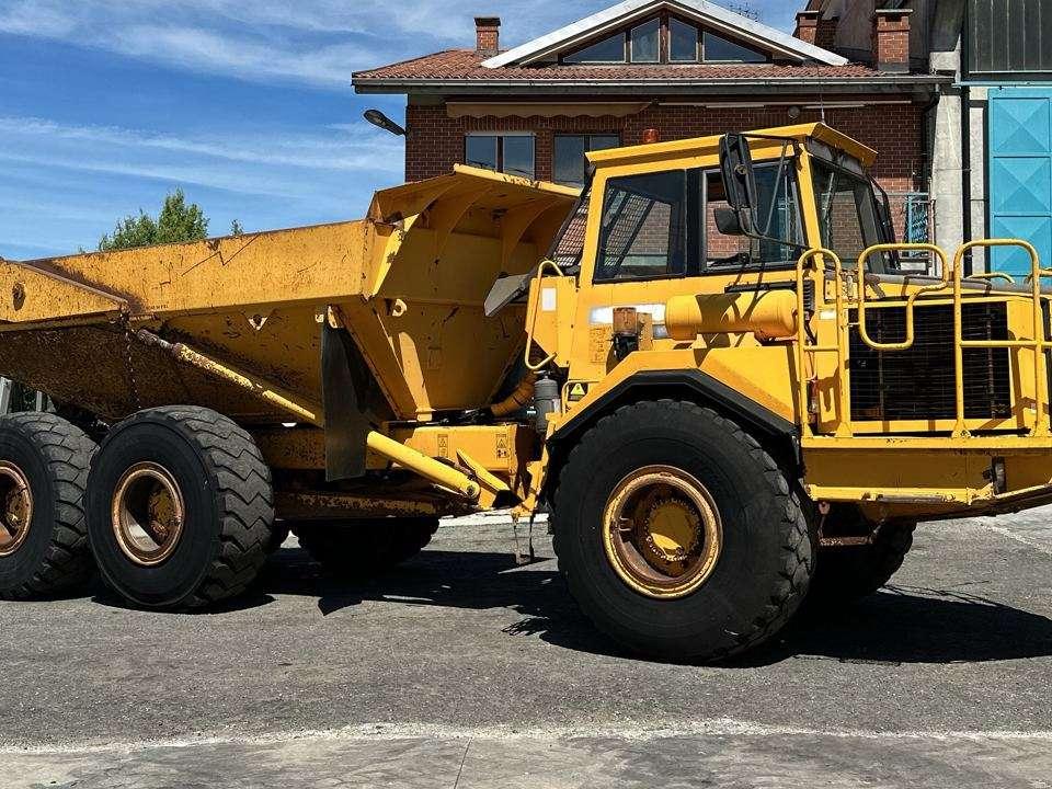 Volvo A25C 6X6 Photo 16