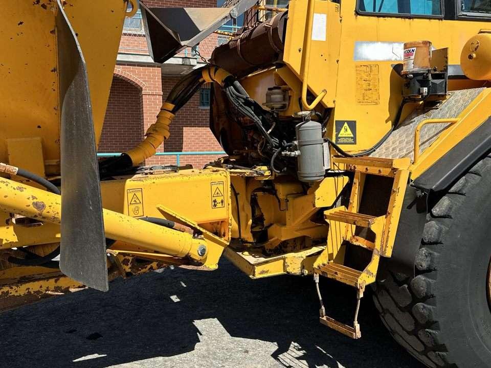 Volvo A25C 6X6 Photo 5