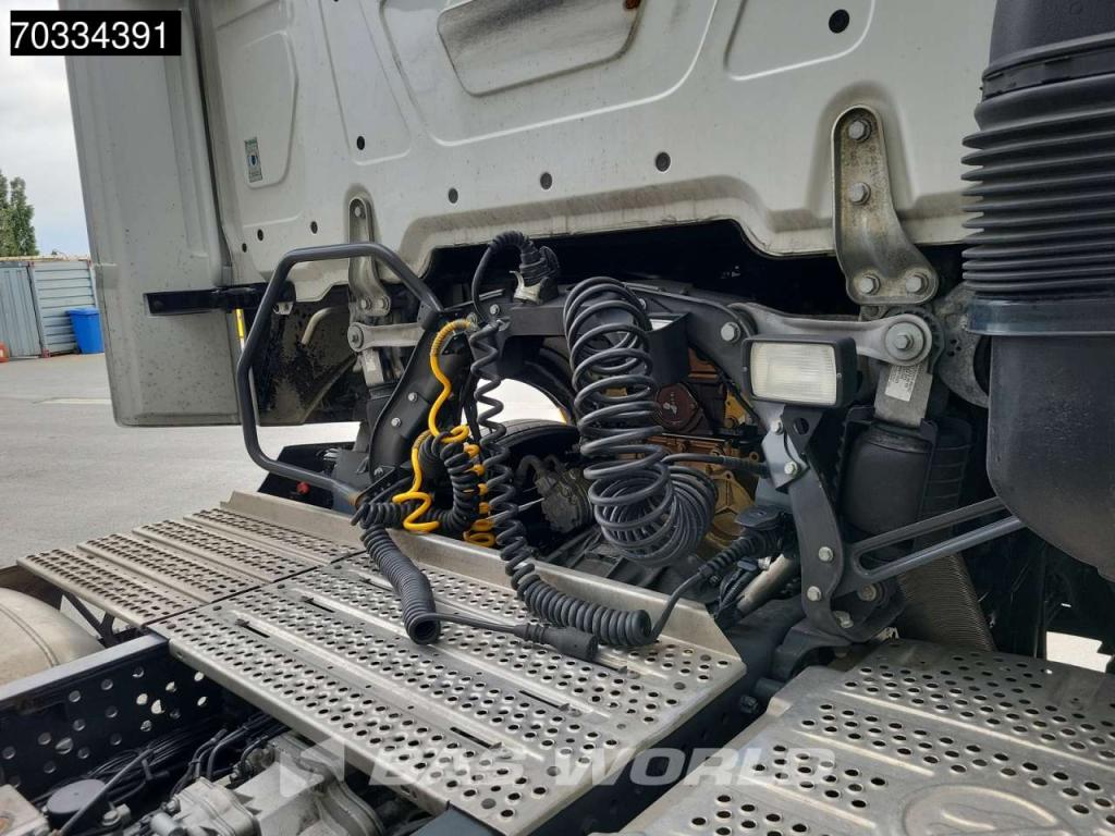 Mercedes-Benz Actros 1845 4X2 StreamSpace Retarder Standklima ACC Navi Photo 12