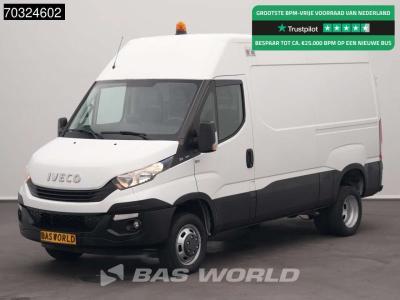 Iveco Daily 35C14 Euro6 L2H2 Dubbellucht 3.5t trekhaak Camera Airco Cruise Airco Trekhaak Cruise control en vente par BAS World B.V.