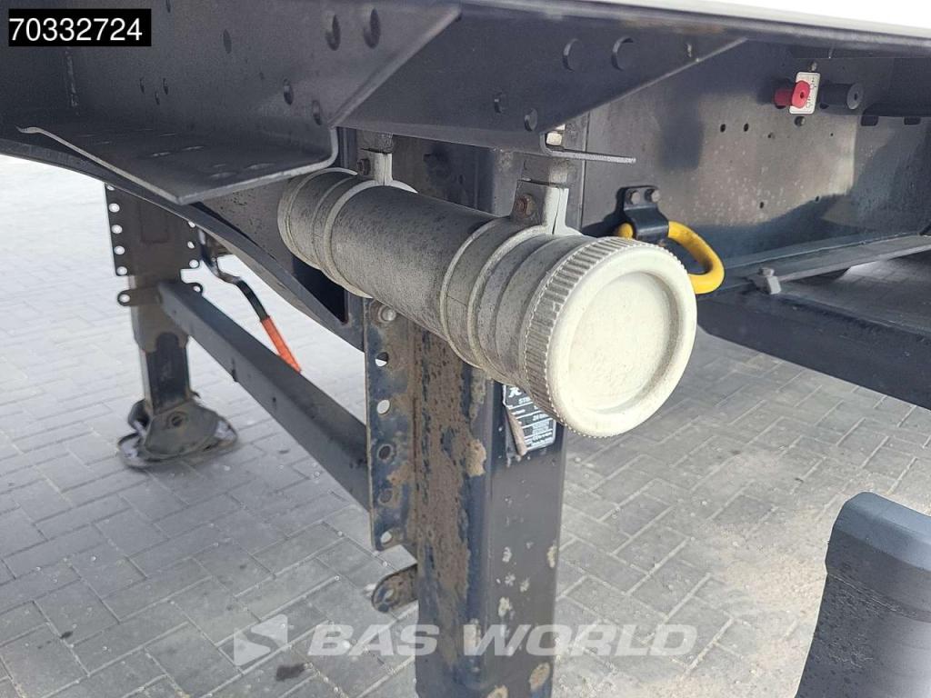 Kässbohrer XS Tailgate 2x Lift Axle Photo 30