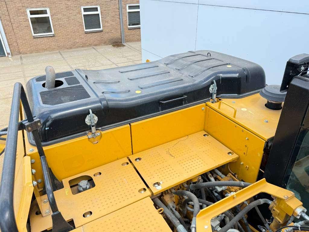 Caterpillar 320FL - New Bucket / Hammer Lines / Camera Photo 30