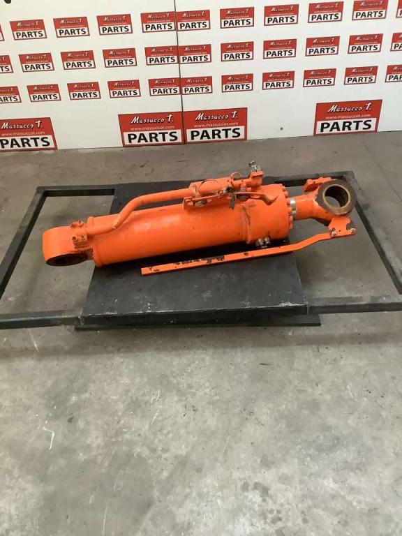 Vérin de rappel de godet pour Hitachi ZW250-6 Photo 1