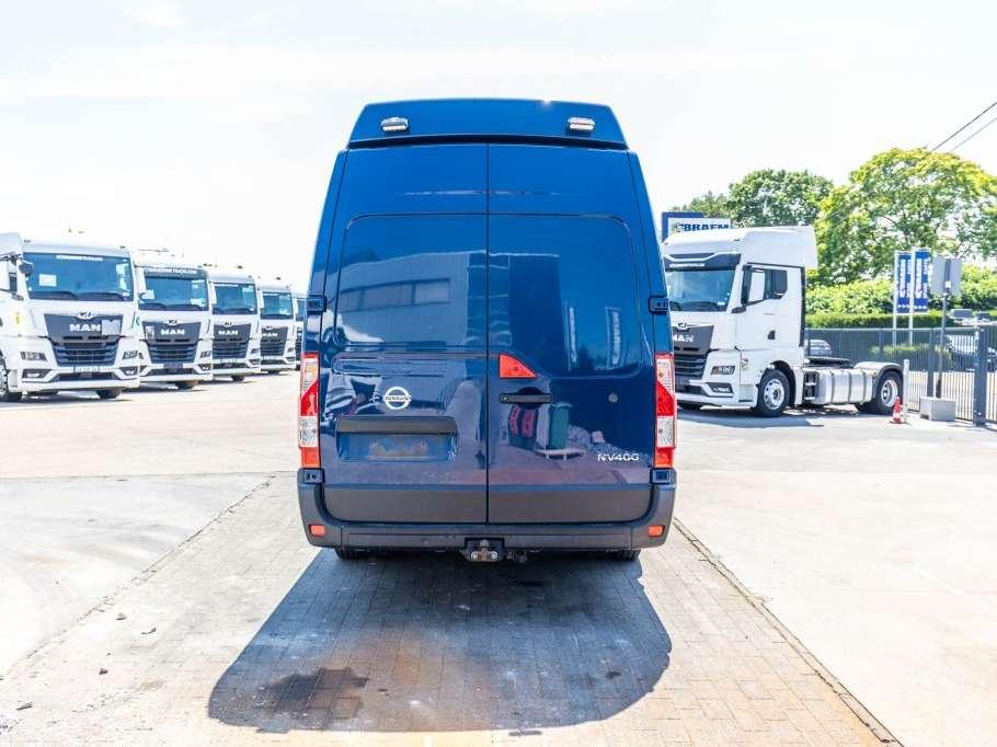 Nissan NV 400 Photo 7