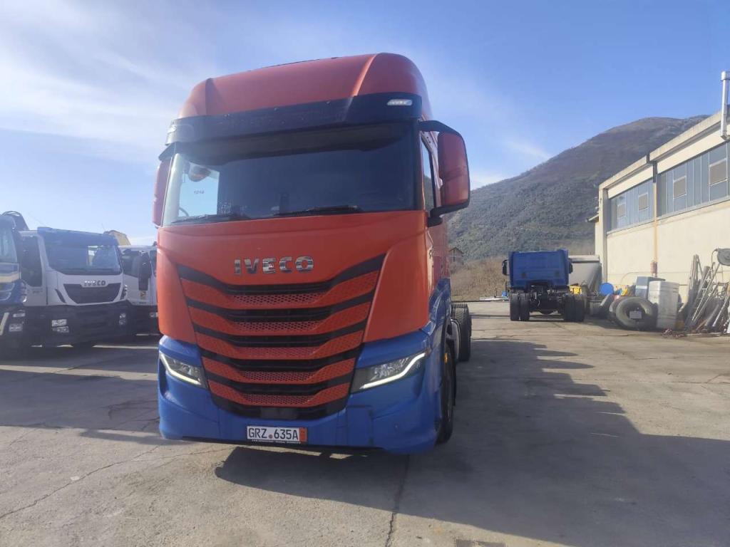 Iveco S-WAY AS260S48 Y Photo 28