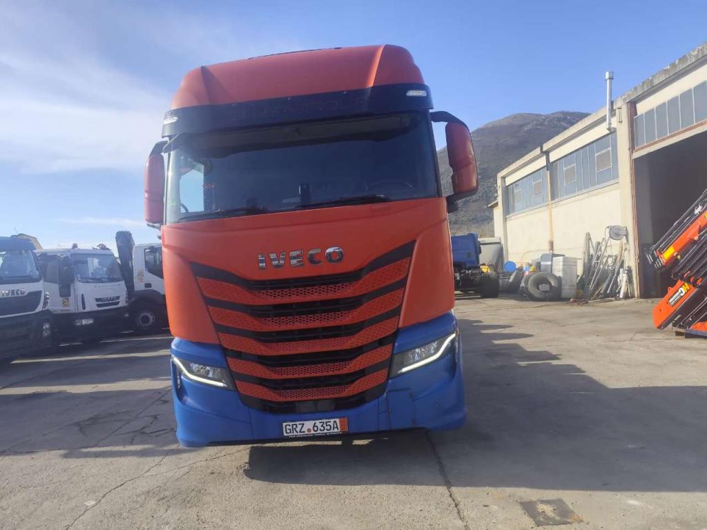 Iveco S-WAY AS260S48 Y Photo 4