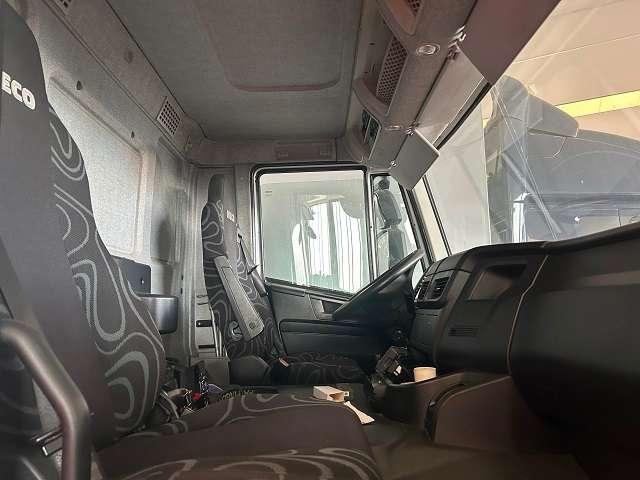 Iveco Stralis AD 260S36 Photo 15