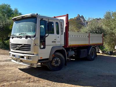 Volvo FL250 en vente par Omeco Spa