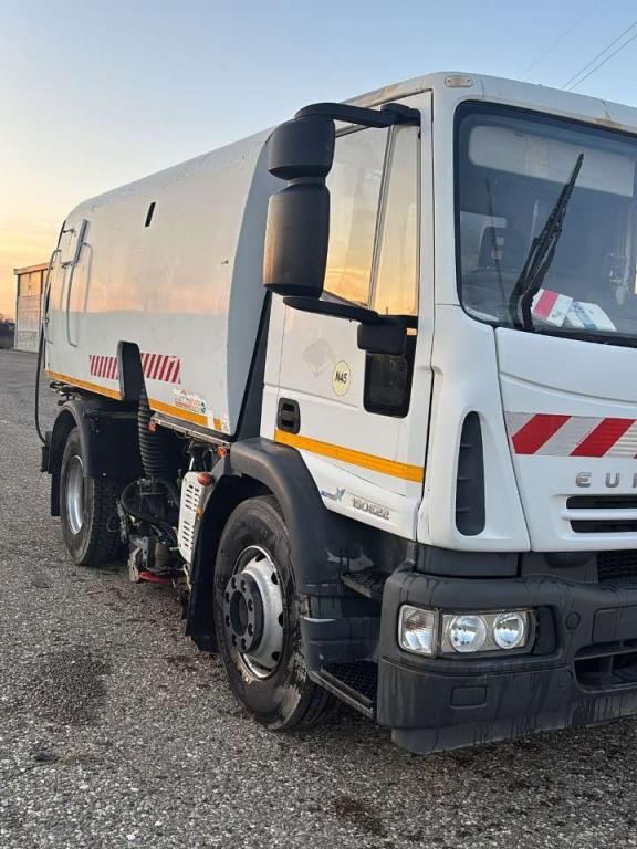 Iveco 160/150/E4 Photo 3