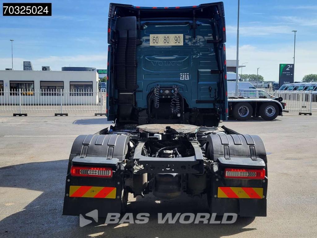 Volvo FM 460 4X2 2x Tanks ADR Standklima ACC Photo 10