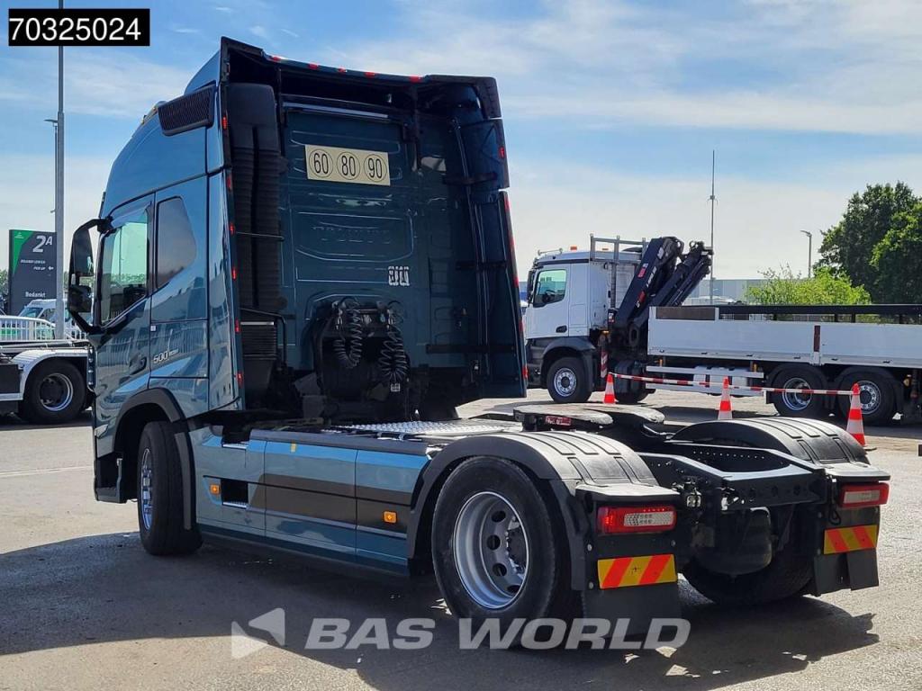 Volvo FM 460 4X2 2x Tanks ADR Standklima ACC Photo 2