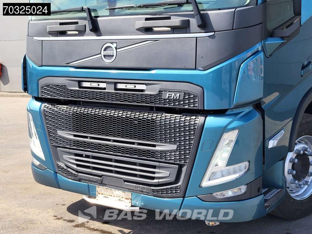 Volvo FM 460 4X2 2x Tanks ADR Standklima ACC Photo 6