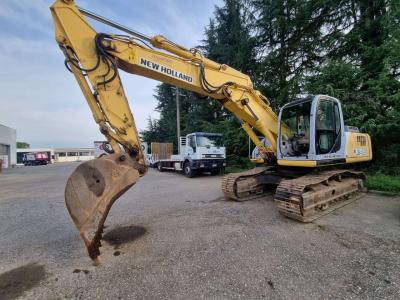 New Holland Kobelco E235 en vente par Nolocom Srl