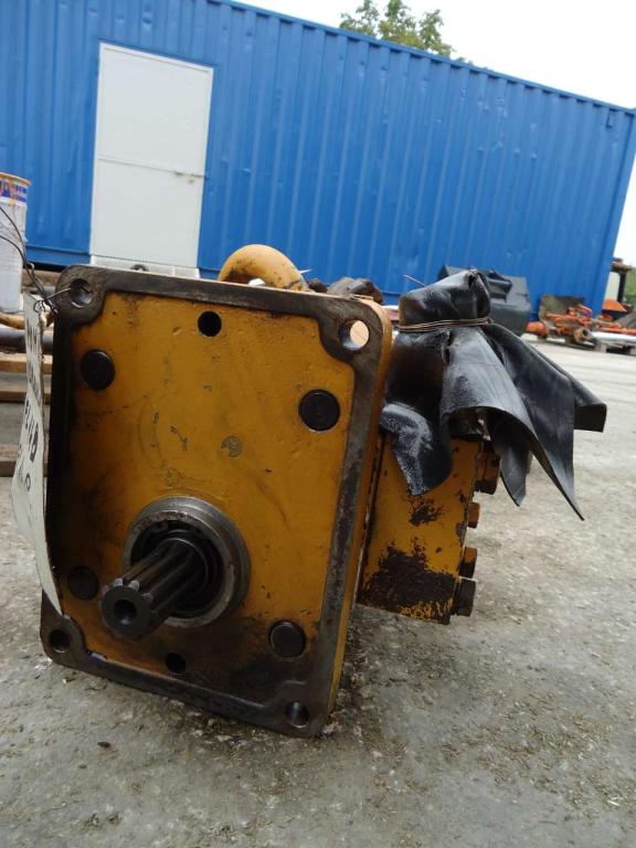 Pompe hydraulique pour Fiat Allis FL14C - FL14D Photo 4