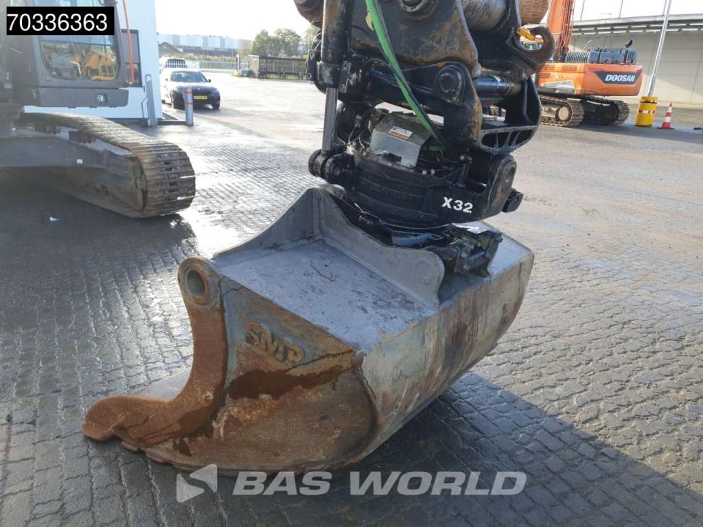Volvo EC300 E L Photo 12