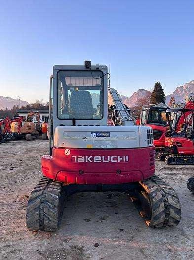 Takeuchi 180 FR Photo 6