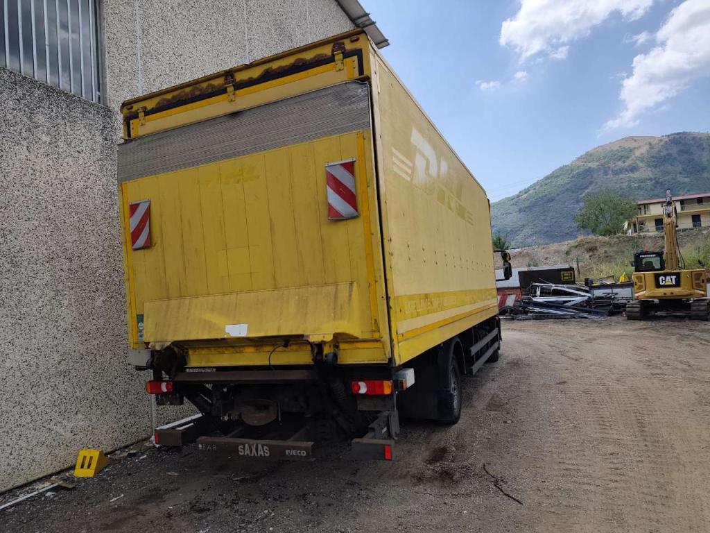 Iveco EUROCARGO CUBE 120E28P Photo 16