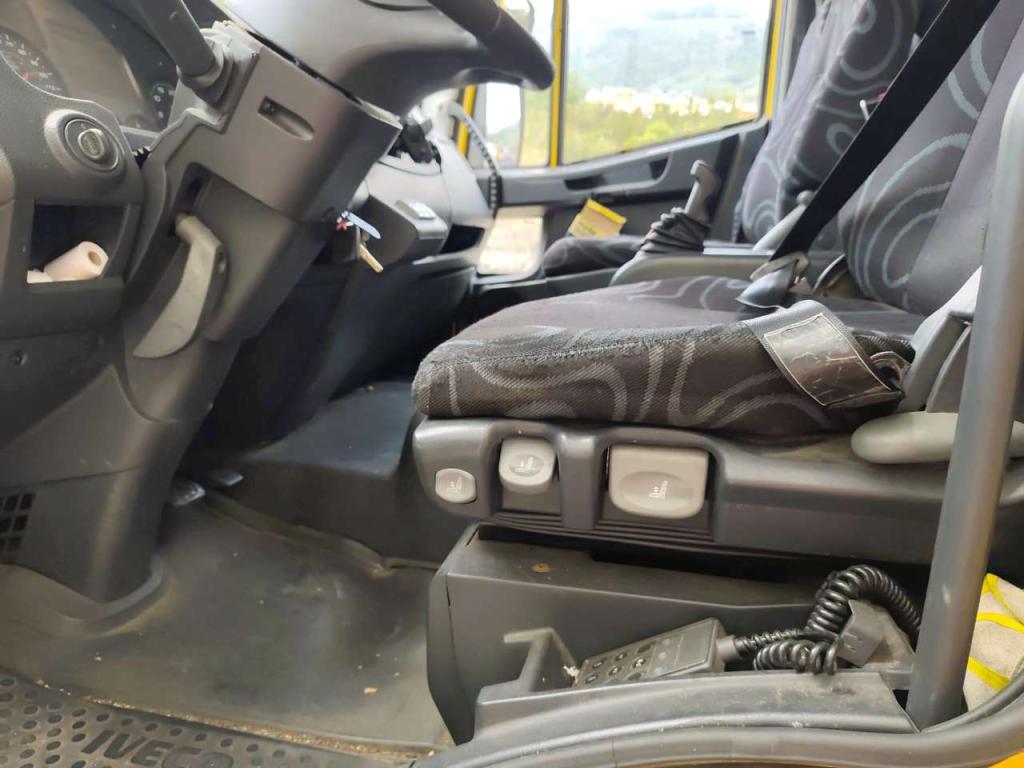 Iveco EUROCARGO CUBE 120E28P Photo 7
