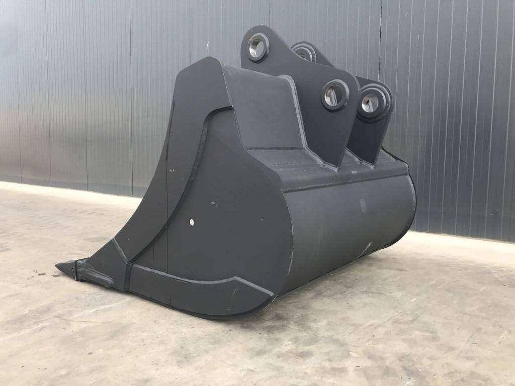 Volvo EC200 Photo 8