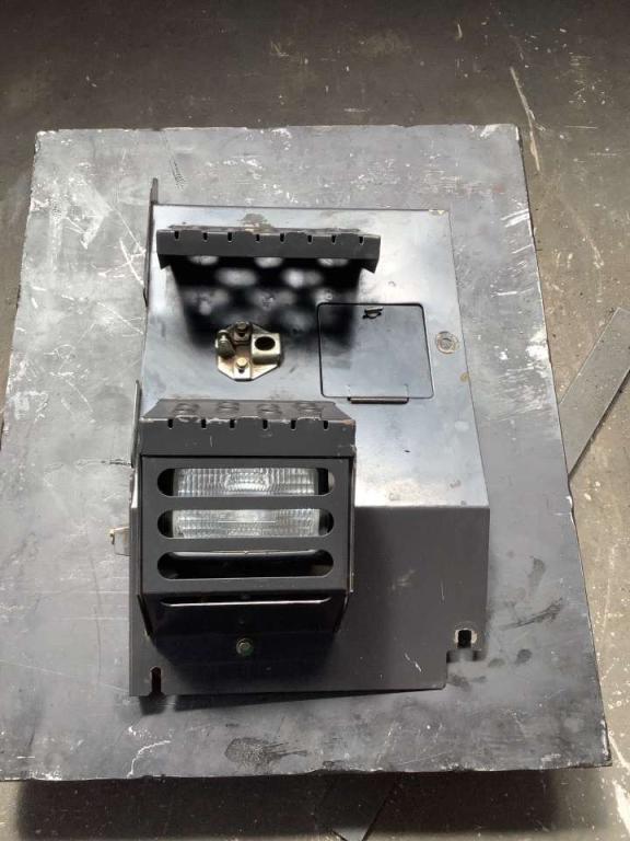 Phare pour Hitachi ZX 135-5 Photo 1