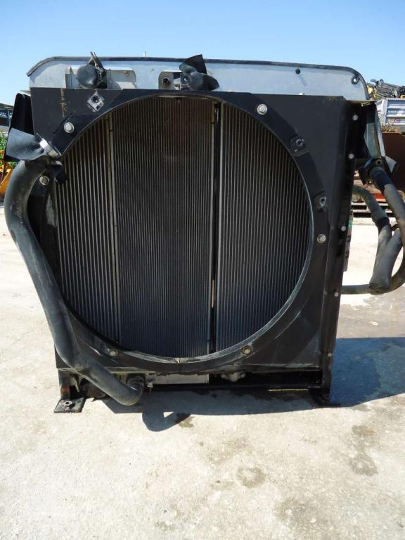 Refroidisseur d'huile hydraulique pour New Holland 385B Photo 2
